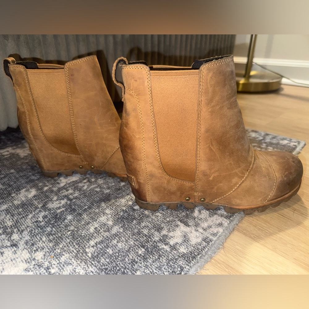 Sorel Tan Winter Boots